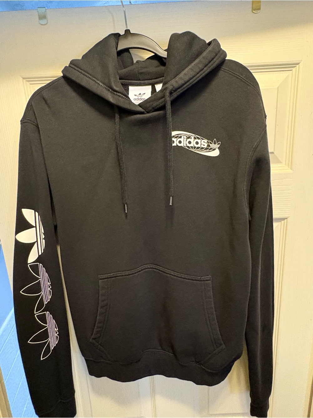 Adidas men’s hoodie size small